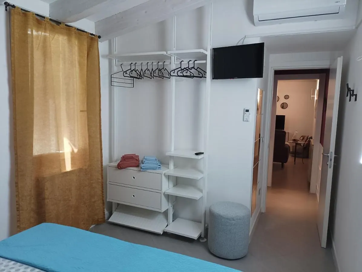 Civico22 Apartment Comacchio 0*,