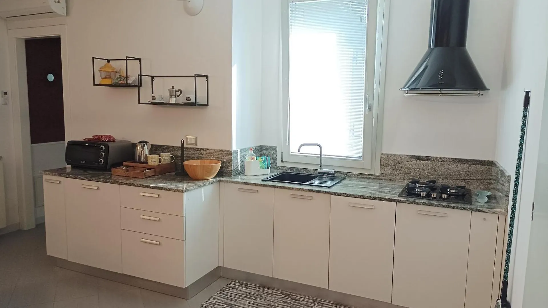 Civico22 Apartment Comacchio Italy